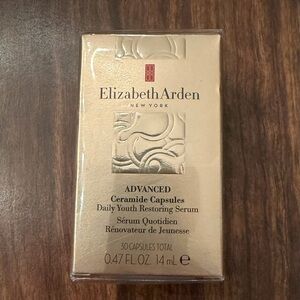 Elizabeth Arden Advanced Ceramide Capsules Daily Youth Restoring Serum